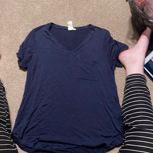 Short sleeve pocket tee.